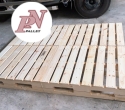 Pallet gỗ có bị nấm mốc trong kho lạnh không?