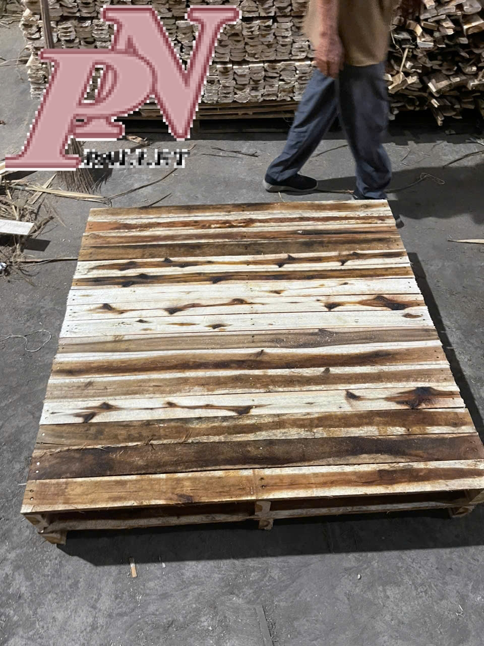 pallet gỗ long thành